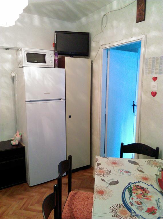 Apartment Filip Vrbnik Buitenkant foto
